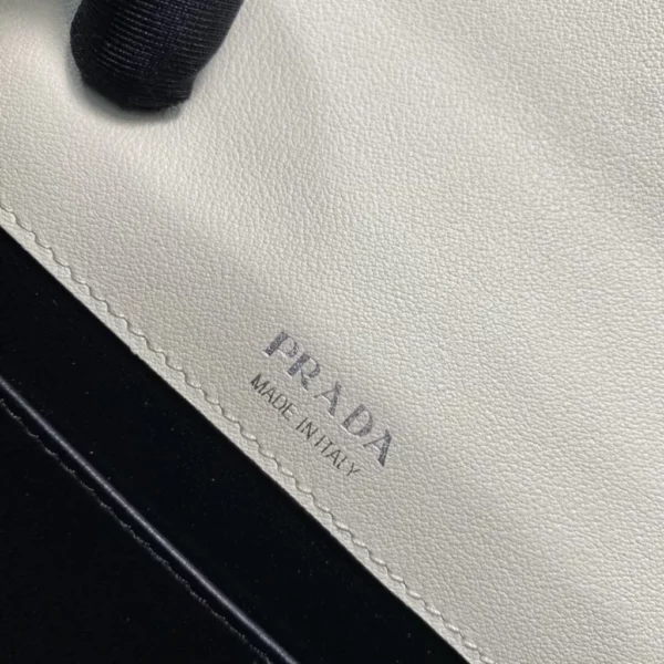 Prada bag - replica bags