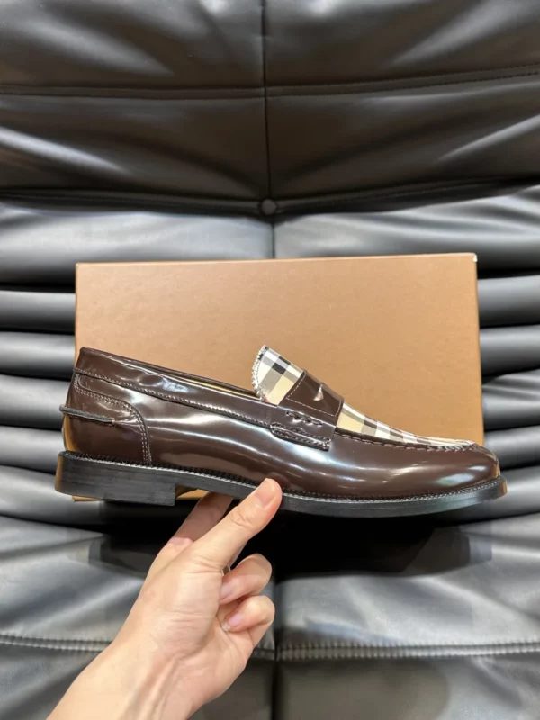 Burberry shoes - rep shoes