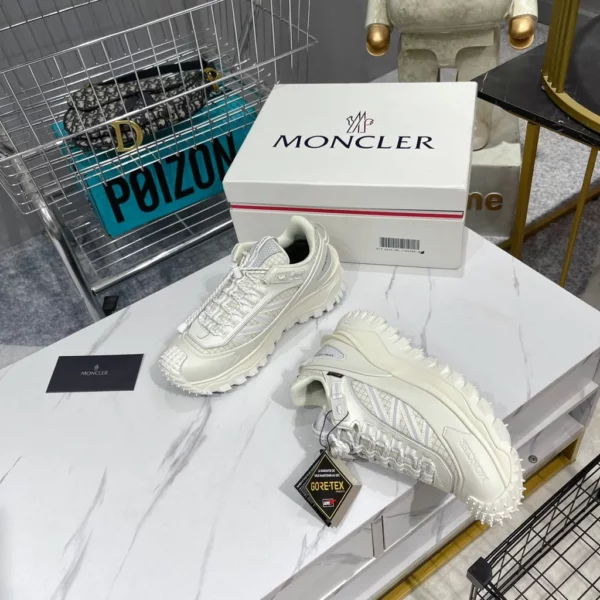 Moncler shoes - Replica shoes