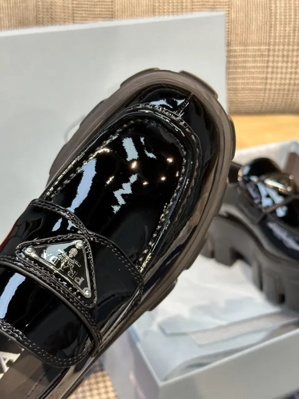 Prada shoes - Reps shoes