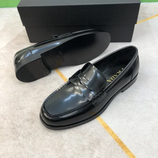 Prada shoes - Replica shoes