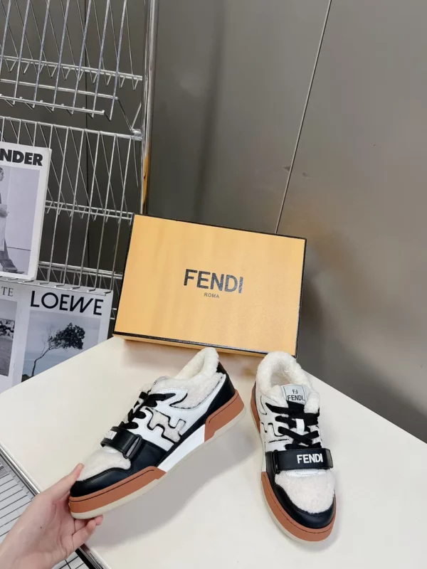 Fendi shoes - Replica shoes