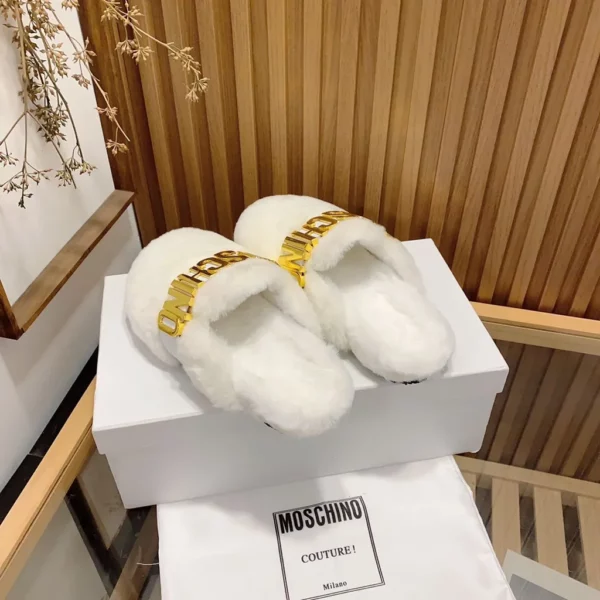 Moschino shoes - Replica shoes