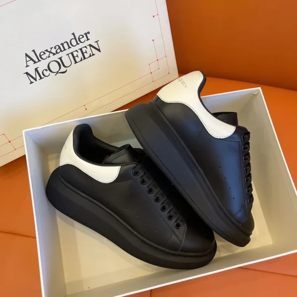 Alexander MCQueen shoes - rep shoes