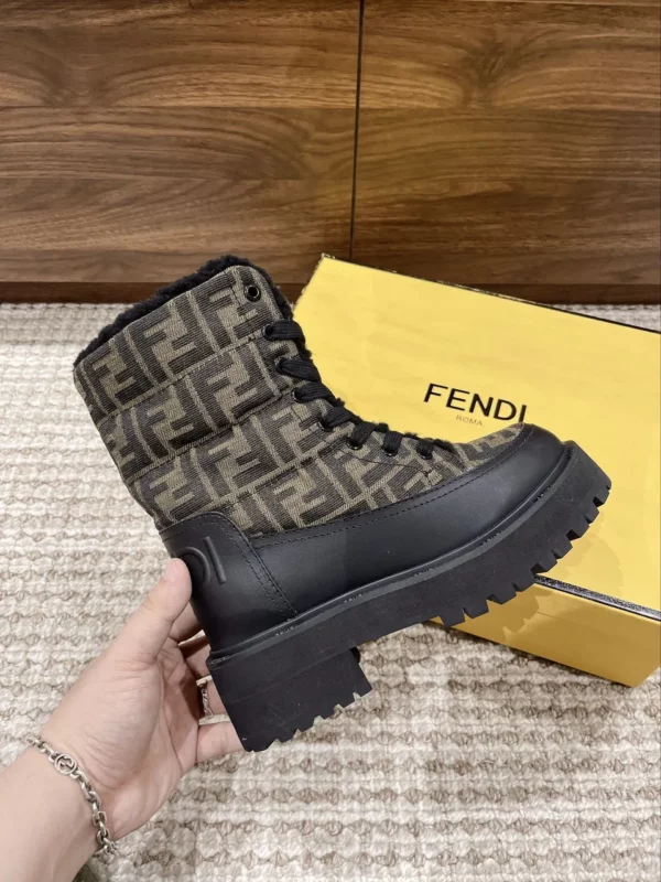 Fendi shoes - Replica shoes