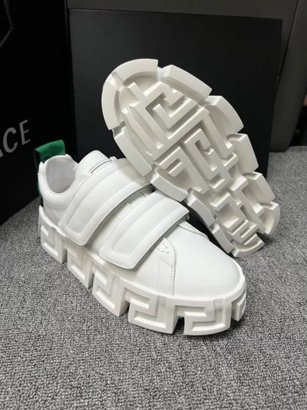 Versace shoes - Replica shoes