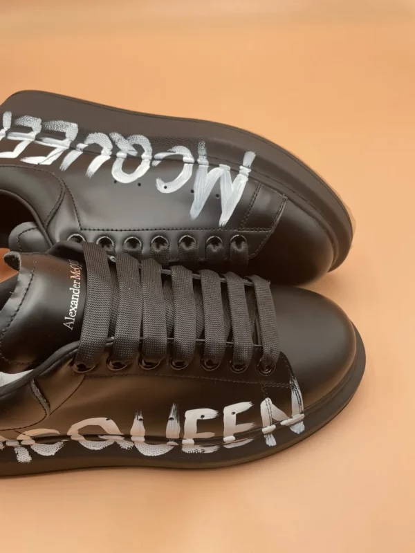 Alexander MCQueen shoes - rep shoes