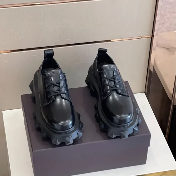 Valentino shoes - Reps shoes