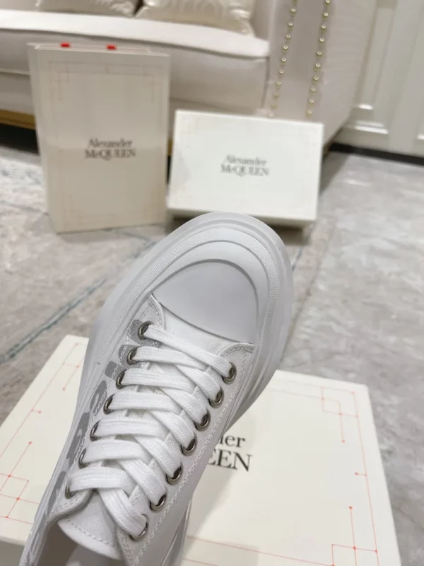 Alexander MCQueen shoes - rep shoes