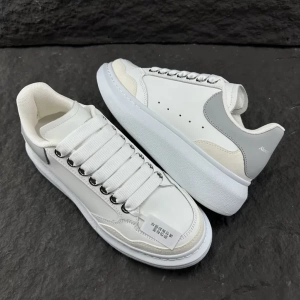 Alexander MCQueen shoes - Replica shoes