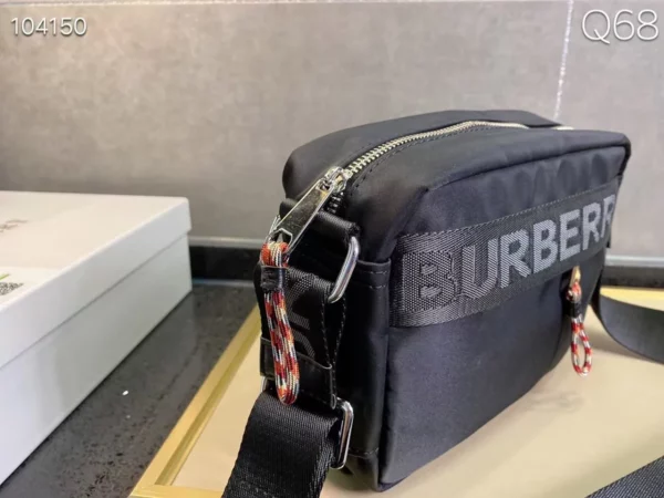 Burberry bag - rep bags