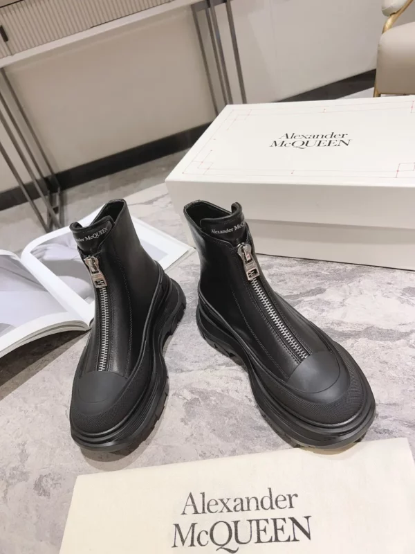 Alexander MCQueen shoes - Replica shoes