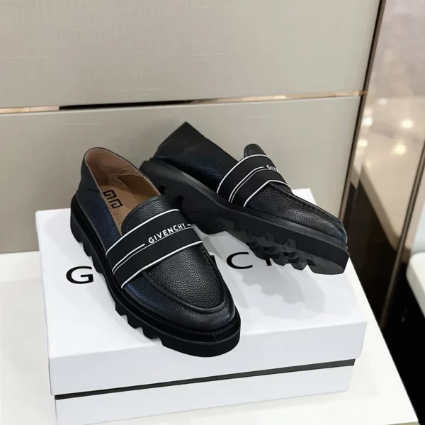 Givenchy shoes - Replica shoes