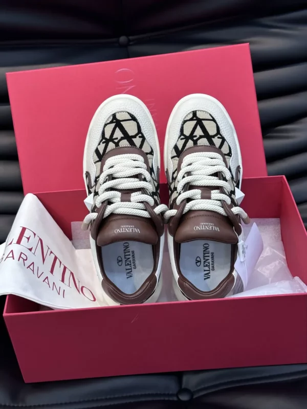 Valentino shoes - Replica shoes