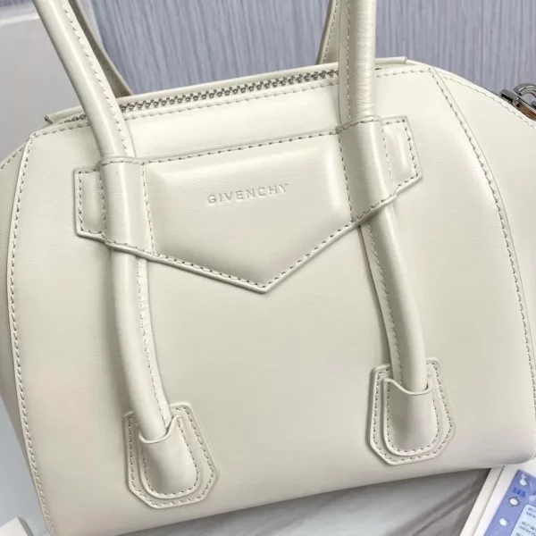 Givenchy bag - replica bags