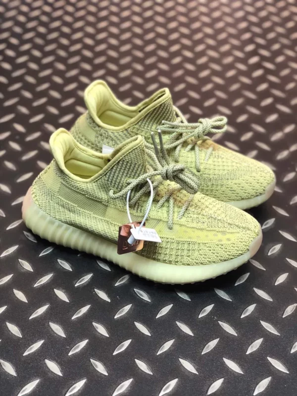 Yeezy shoes - Replica shoes