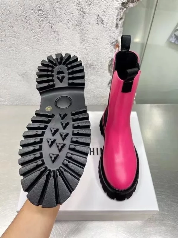 Moschino shoes - Replica shoes