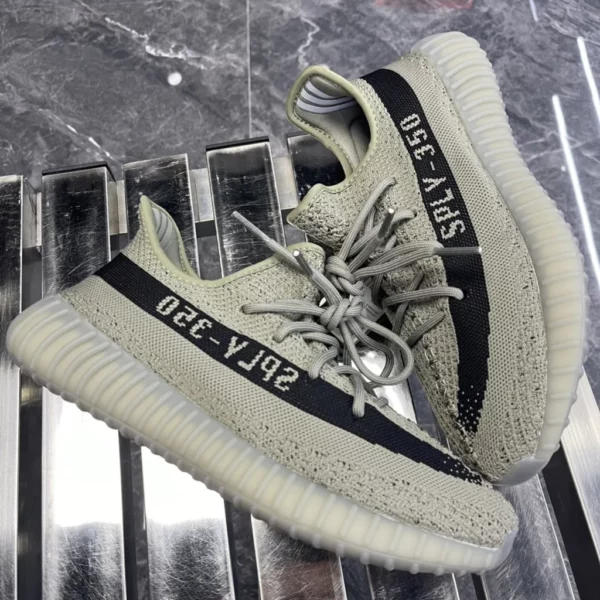 Yeezy shoes - Reps shoes