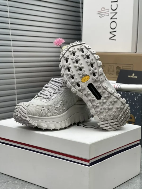 Moncler shoes - Replica shoes