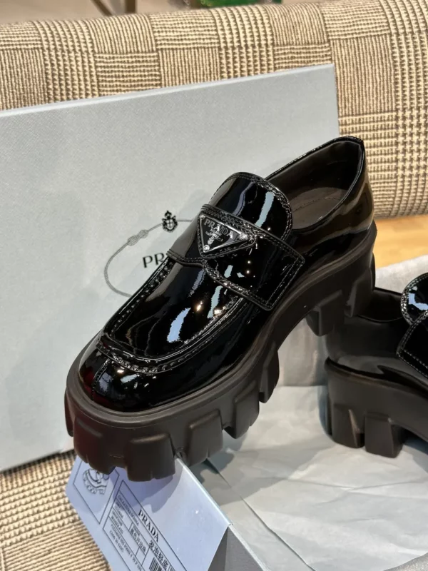 Prada shoes - Reps shoes