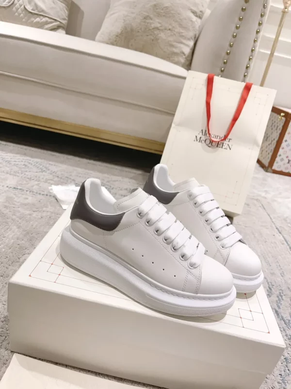 Alexander MCQueen shoes - rep shoes