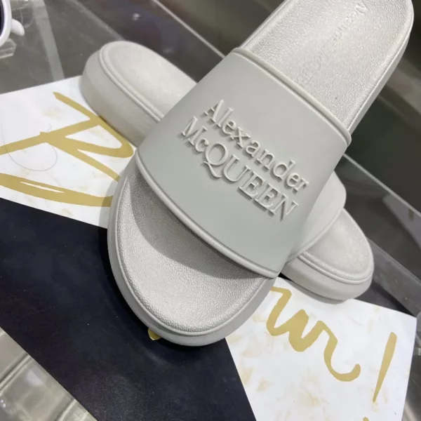 Alexander MCQueen shoes - rep shoes