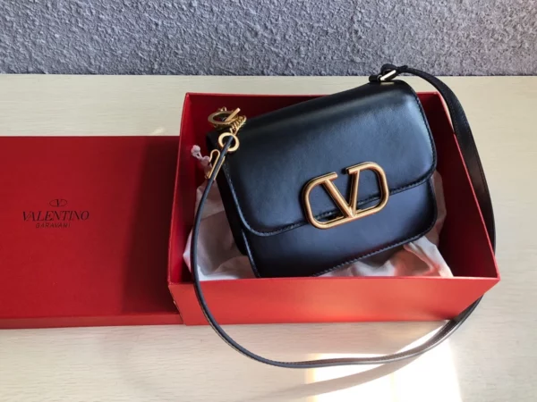 Valentino bag - replica bags