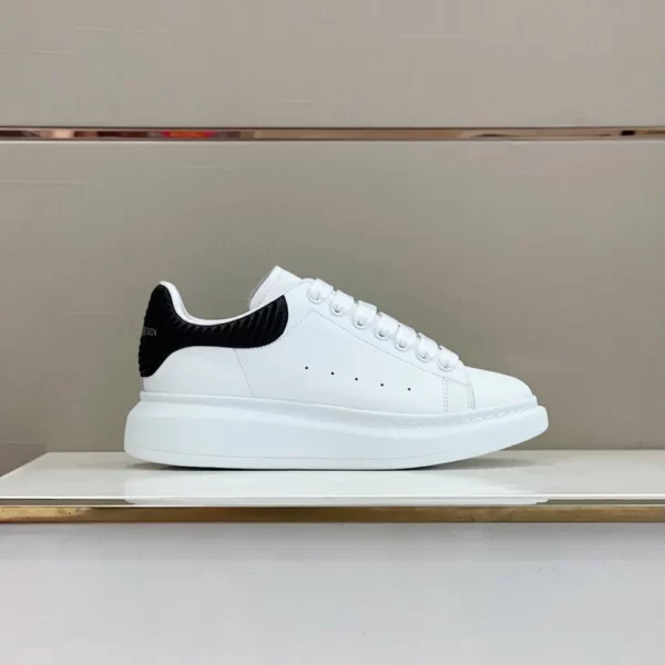 Alexander MCQueen shoes - rep shoes