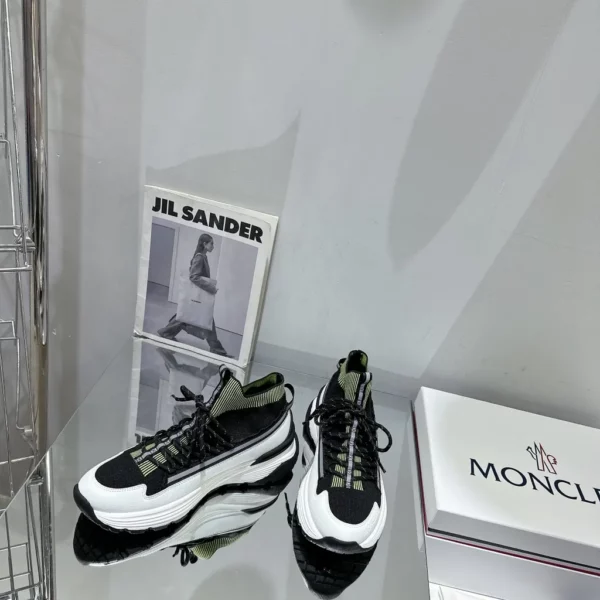 Moncler shoes - Replica shoes