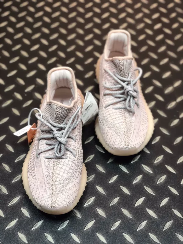 Yeezy shoes - Replica shoes