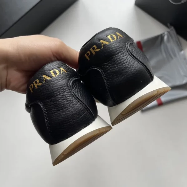 Prada shoes - Replica shoes