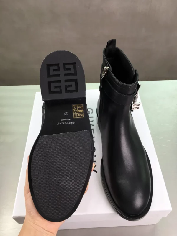 Givenchy shoes - Replica shoes