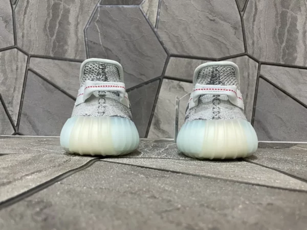 Yeezy shoes - Replica shoes