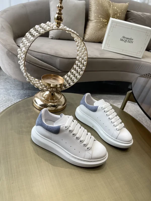 Alexander MCQueen shoes - Replica shoes