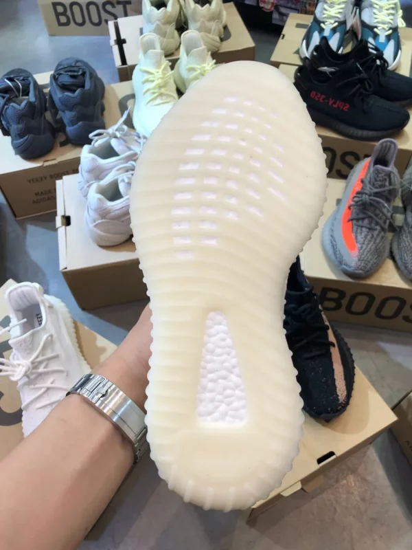 Yeezy shoes - Reps shoes