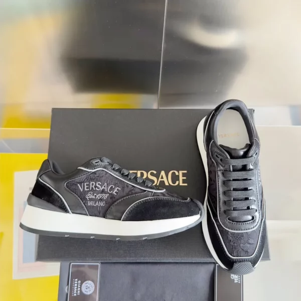 Versace shoes - Reps shoes