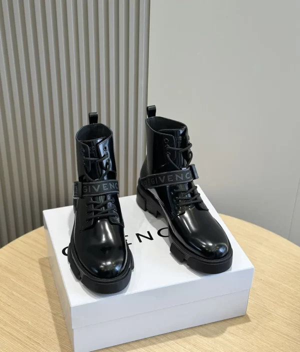 Givenchy shoes - Reps shoes