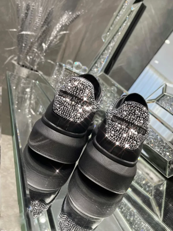 Alexander MCQueen shoes - Replica shoes