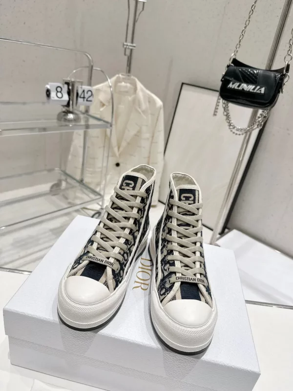 Dior shoes - rep shoes