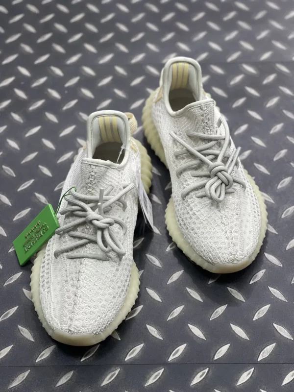 Yeezy shoes - Replica shoes