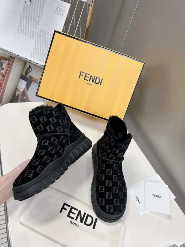 Fendi shoes - Replica shoes