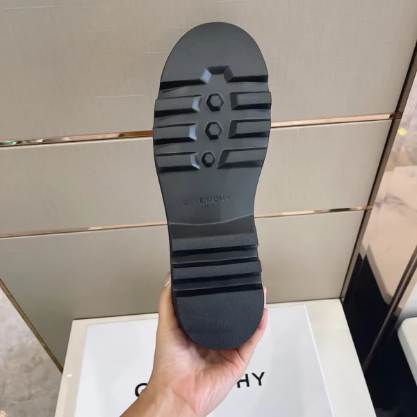 Givenchy shoes - Reps shoes