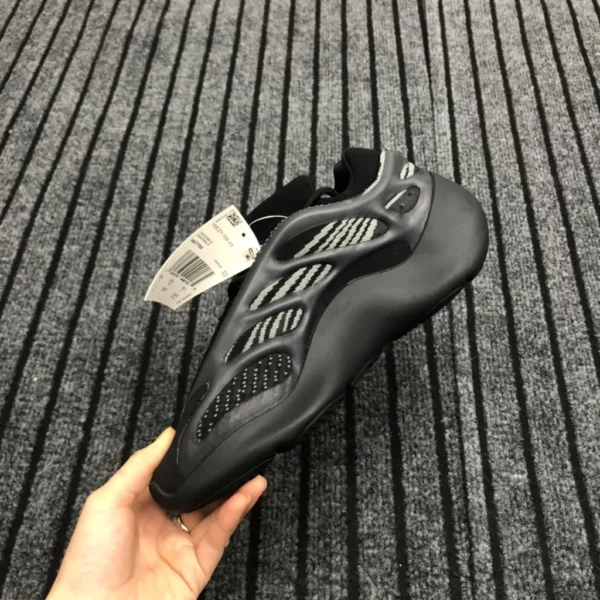 Yeezy shoes - Replica shoes