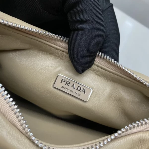 Prada bag - rep bags