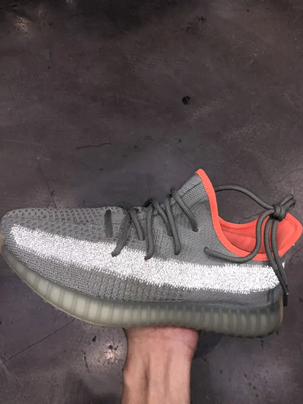 Yeezy shoes - rep shoes