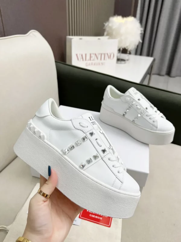 Valentino shoes - Replica shoes