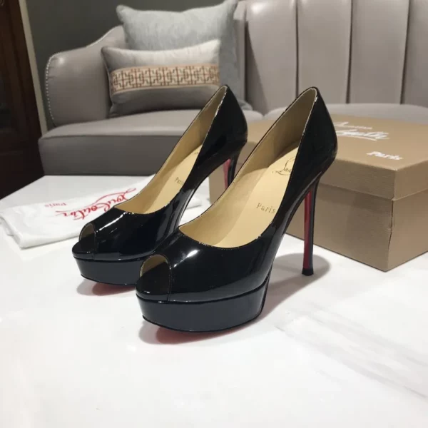 Christian Louboutin shoes - Replica shoes