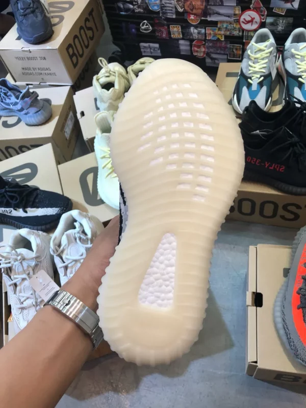 Yeezy shoes - rep shoes