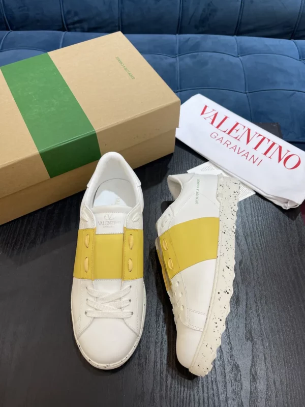 Valentino shoes - Replica shoes