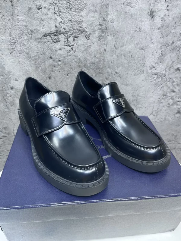 Prada shoes - Replica shoes